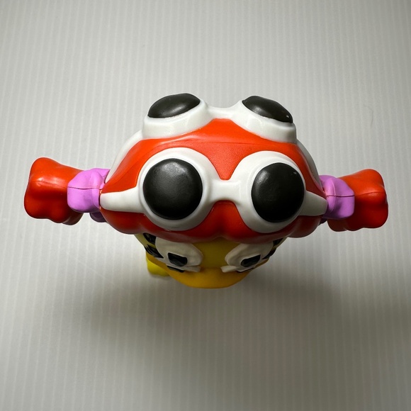 McDonalds Birdie 2022 Cactus Plant Flea Market Adult Toy Figure Collectible - Picture 6 of 6